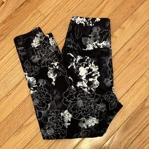 Balance Collection Floral Capris